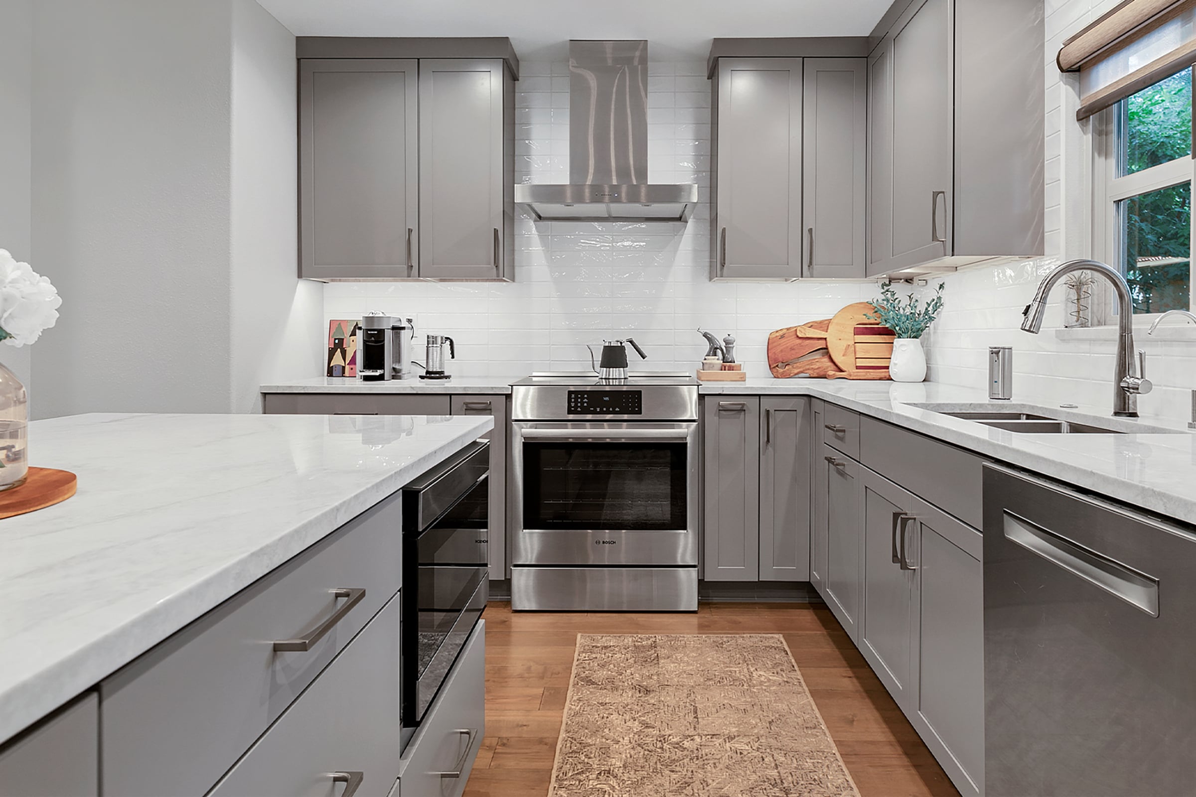 3 ellis kitchen 2400x1600