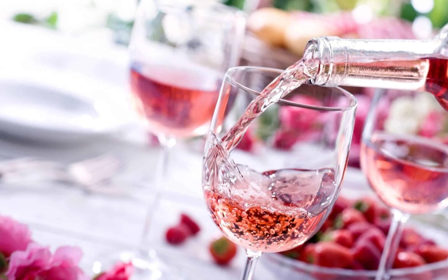 Winestore Rosé Picks A Fresh French Favourite For Easy Evenings BLOG IMAGE 2 1