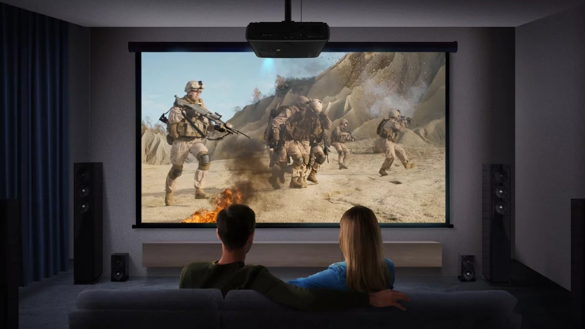 TV vs Projector B 03