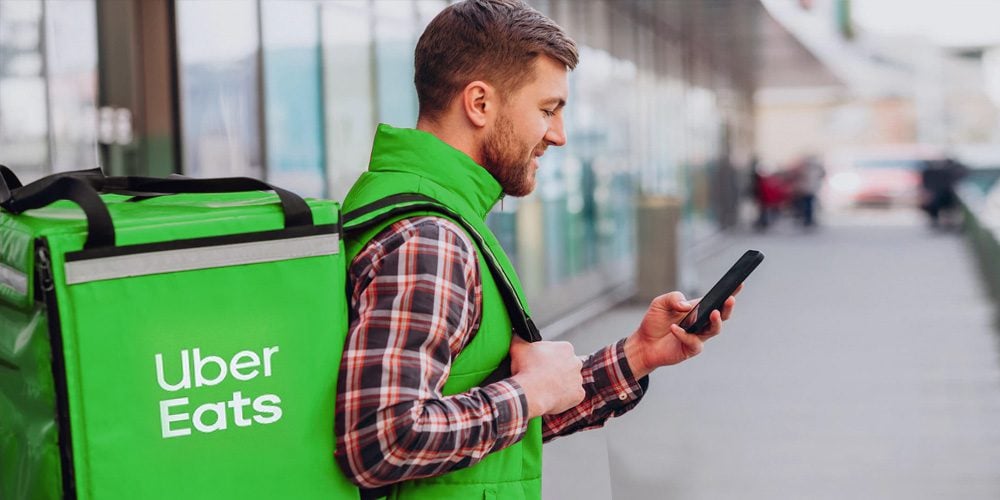 How Uber Eats Became the Quiet Engine Behind Modern Food Delivery Culture Modern dining has evolved into a world where quick ordering, smart recommendations and effortless moments carry real value. A brand exploring this shift can highlight how Uber Eats quietly influenced the habits that now define food delivery culture. The changes did not arrive through loud disruption, they unfolded through subtle improvements that made life easier for anyone who wanted meals at their doorstep without complication. This article looks at how that influence grew, why it feels so natural and how the platform helped reshape what people expect from at home dining. Consumers today gravitate toward convenience that feels intuitive rather than intrusive. While many services chased attention with bold claims, Uber Eats earned trust through thoughtful updates and reliable performance. Its growth aligned with changing lifestyles where people wanted faster choices, better navigation and more access to neighbourhood kitchens. This alignment helped food delivery culture expand from a niche habit into an everyday ritual embraced by households everywhere.