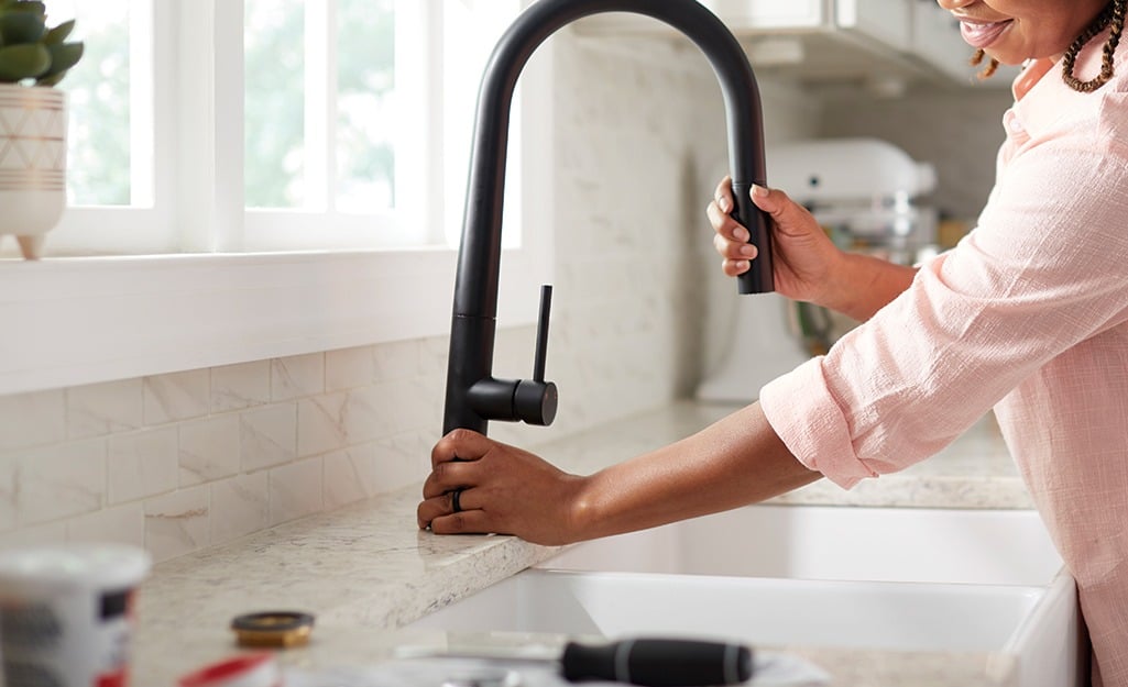how to install a kitchen faucet