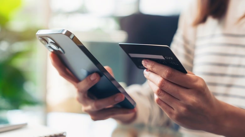iphone users spend more money th
